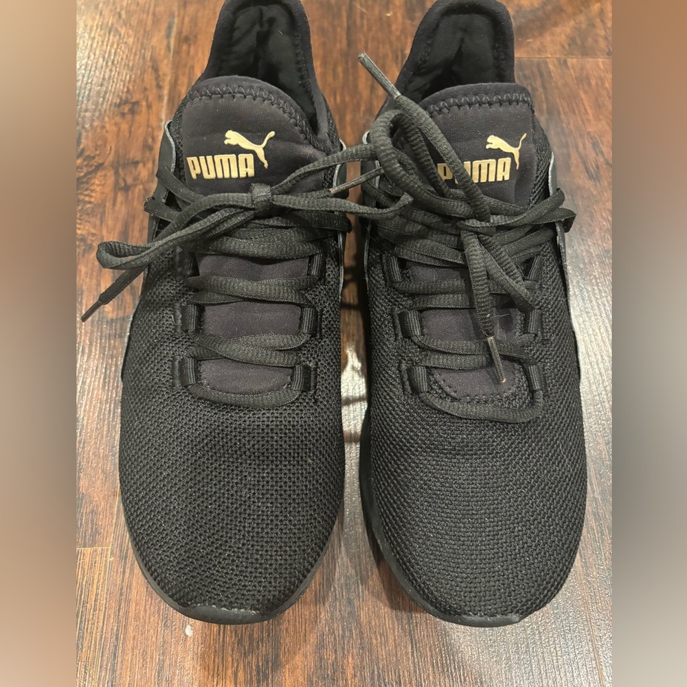 Women’s Puma Lightweight Sneakers 8